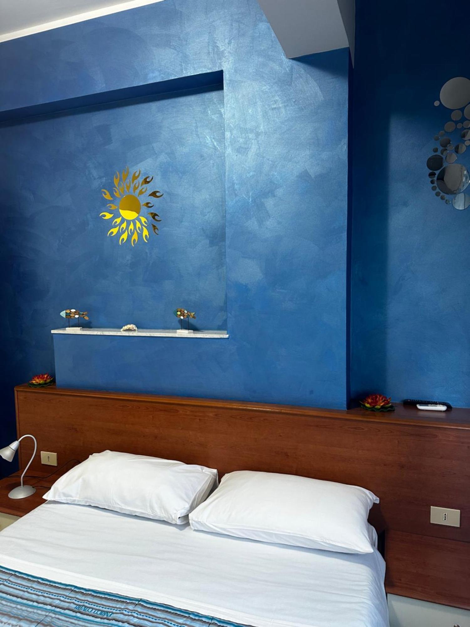 La Dea Del Mare Apartment Scilla Bagian luar foto