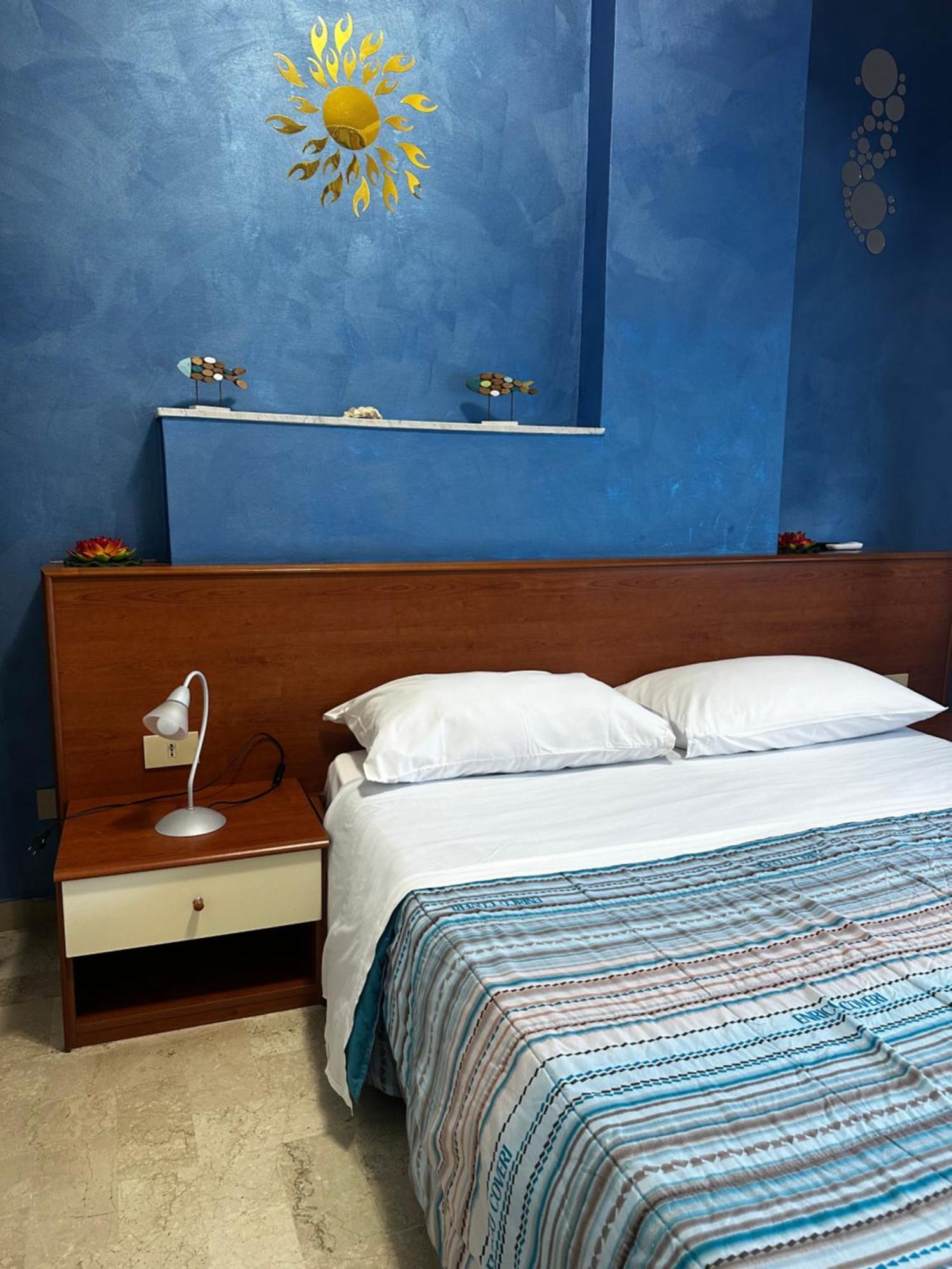 La Dea Del Mare Apartment Scilla Bagian luar foto