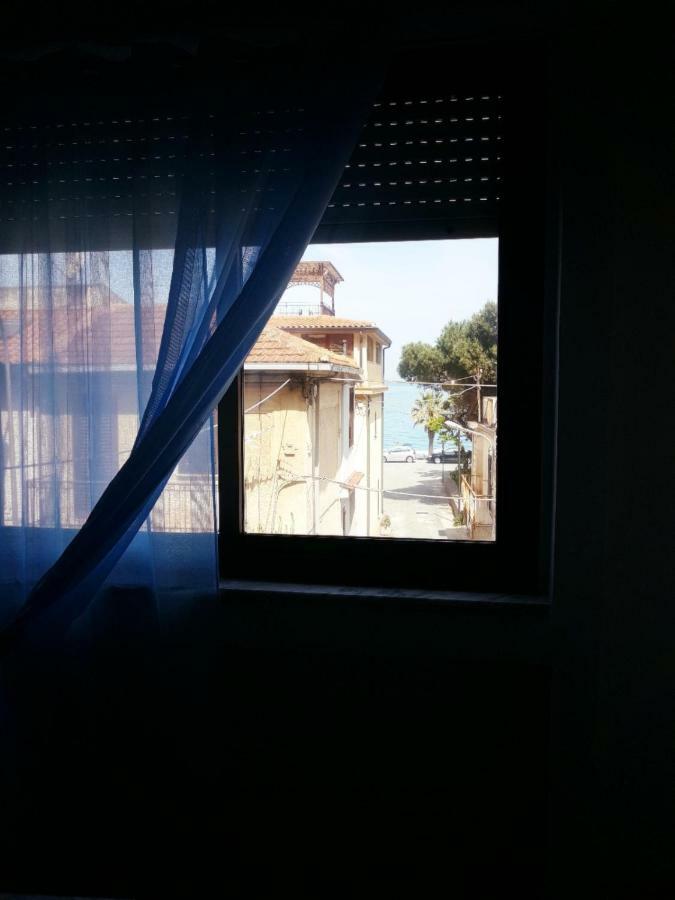 La Dea Del Mare Apartment Scilla Bagian luar foto